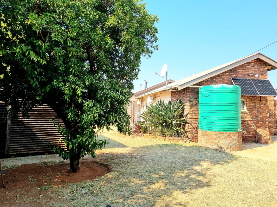 3 Bedroom Property for Sale in Hadison Park Northern Cape